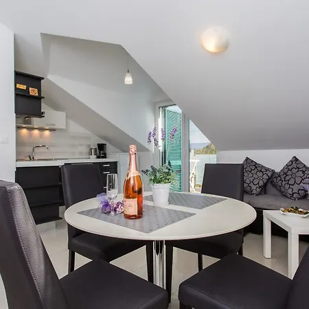 Lavanda Apartament Baška