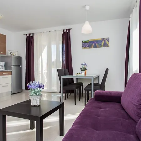 Lavanda Apartment *